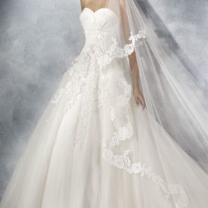 Wedding gown White One Barcelona